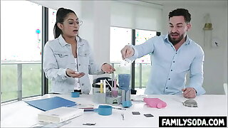 Scientist stepsiblings fuck on touching a catch lab